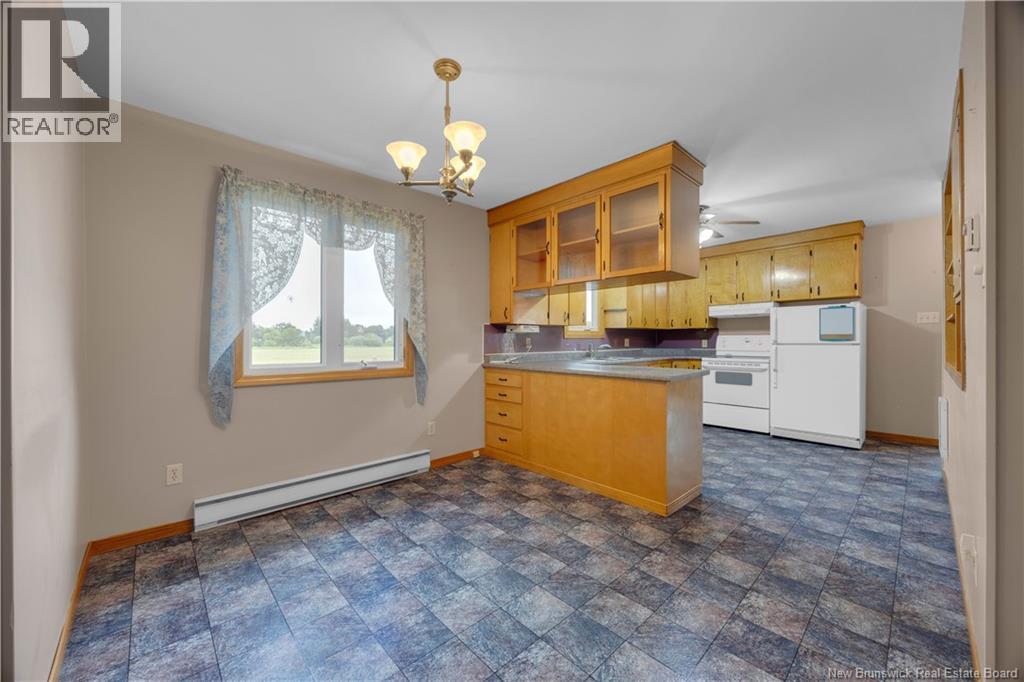 221 Magnolia Avenue - 10