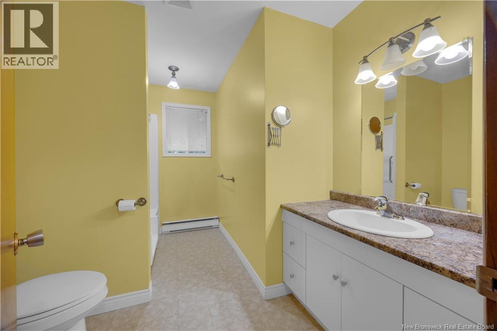 221 Magnolia Avenue - 15
