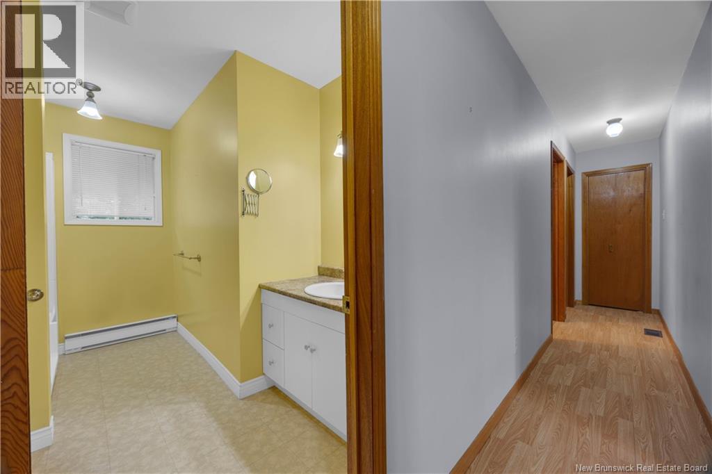 221 Magnolia Avenue - 17