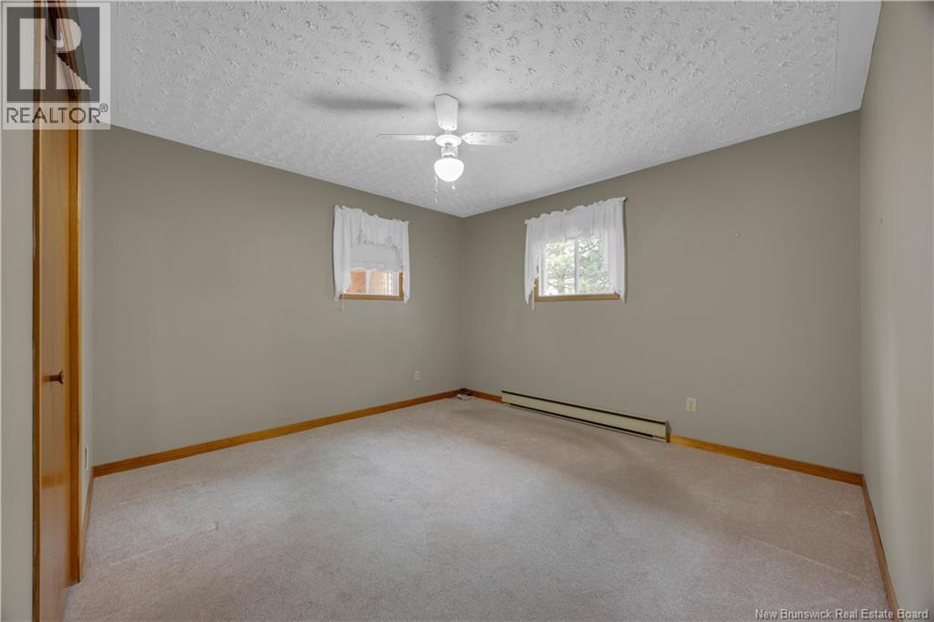 221 Magnolia Avenue - 18