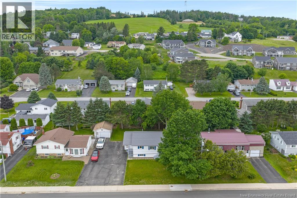221 Magnolia Avenue - 34