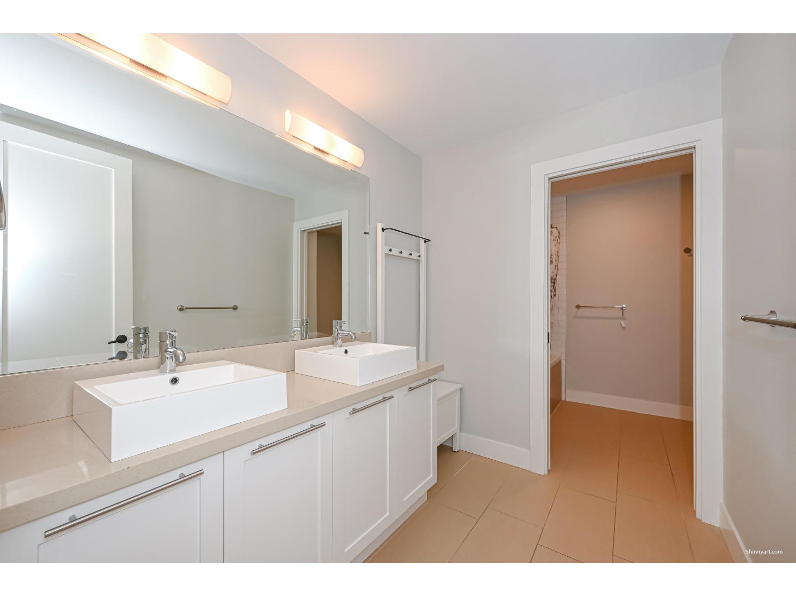 64 3109 161 STREET, Surrey