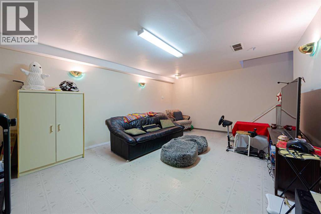 5412 14 Avenue SE - 23