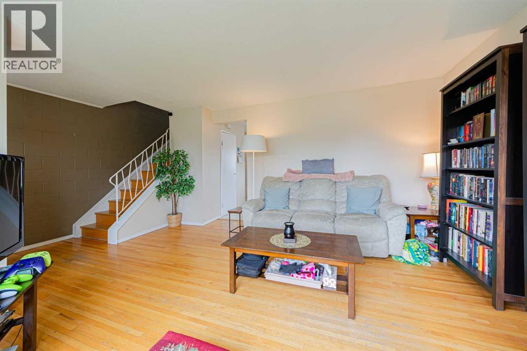 5412 14 Avenue SE - 8