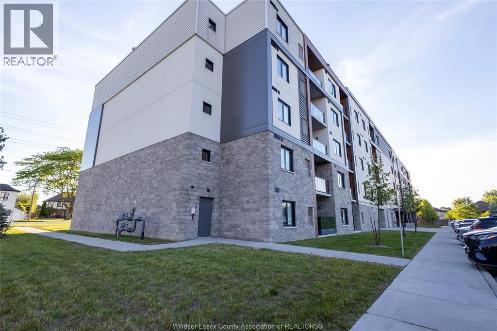 #203 4578 HURON CHURCH LINE ROAD - 24
