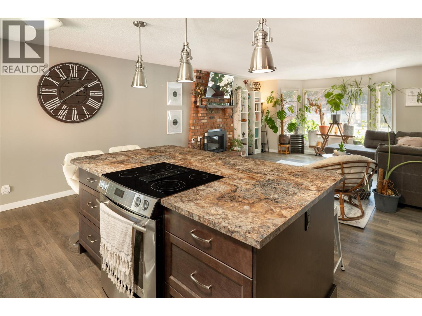 3451 McTaggart Road - 5