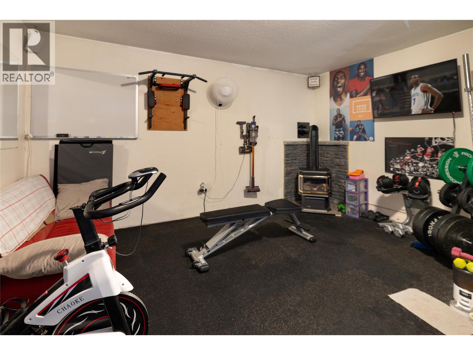3451 McTaggart Road - 16