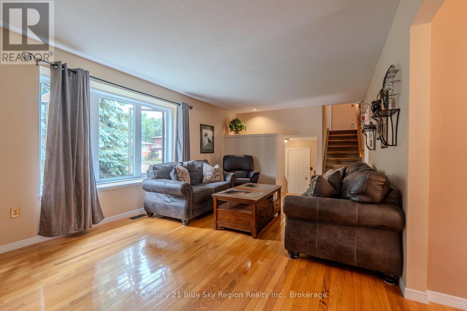 87 LABRECHE DRIVE - 16