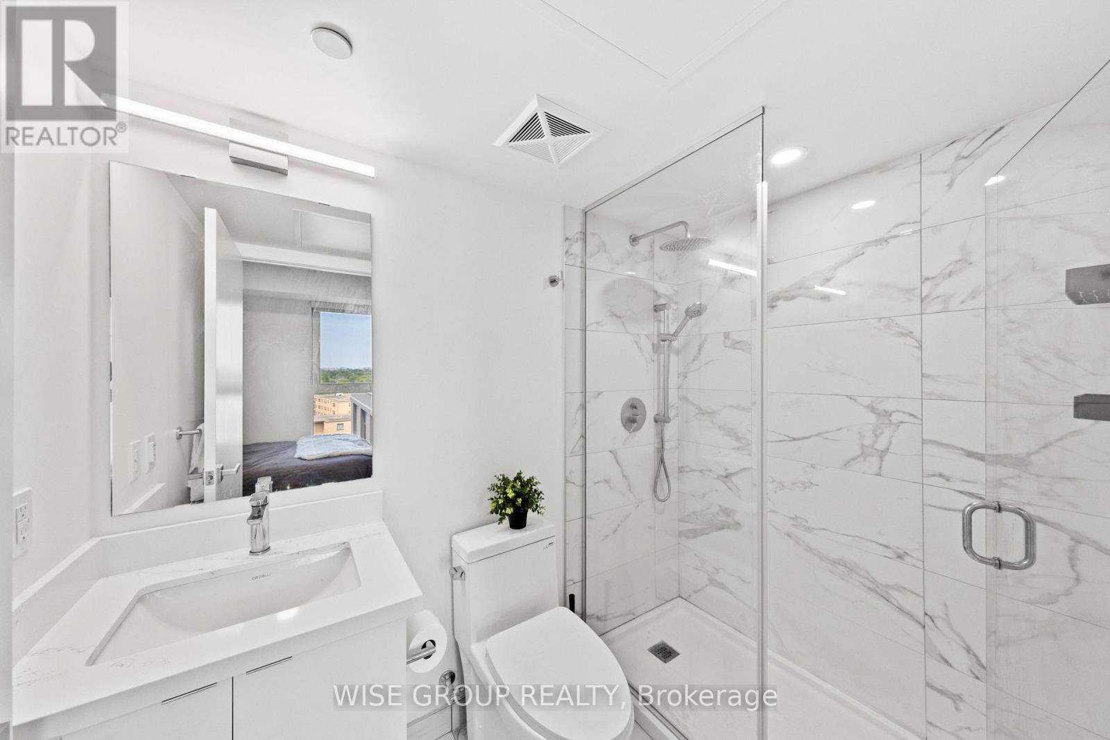 #915 500 WILSON AVENUE - Image 20