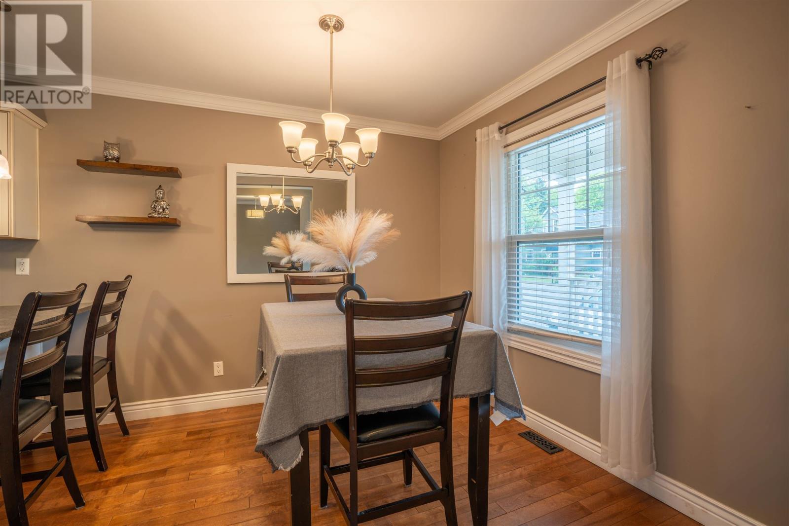 473 Charles ST - 13