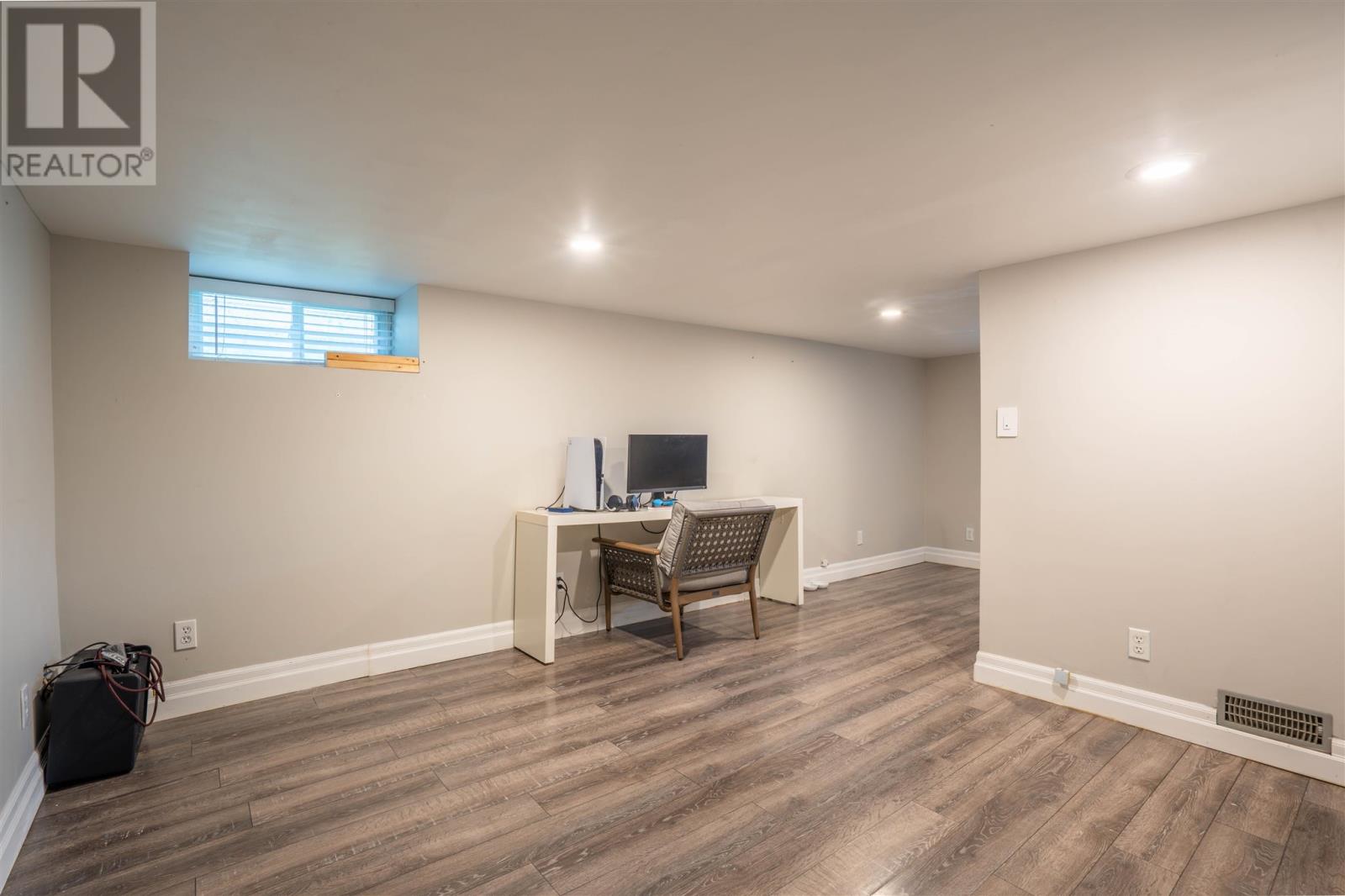 473 Charles ST - 27