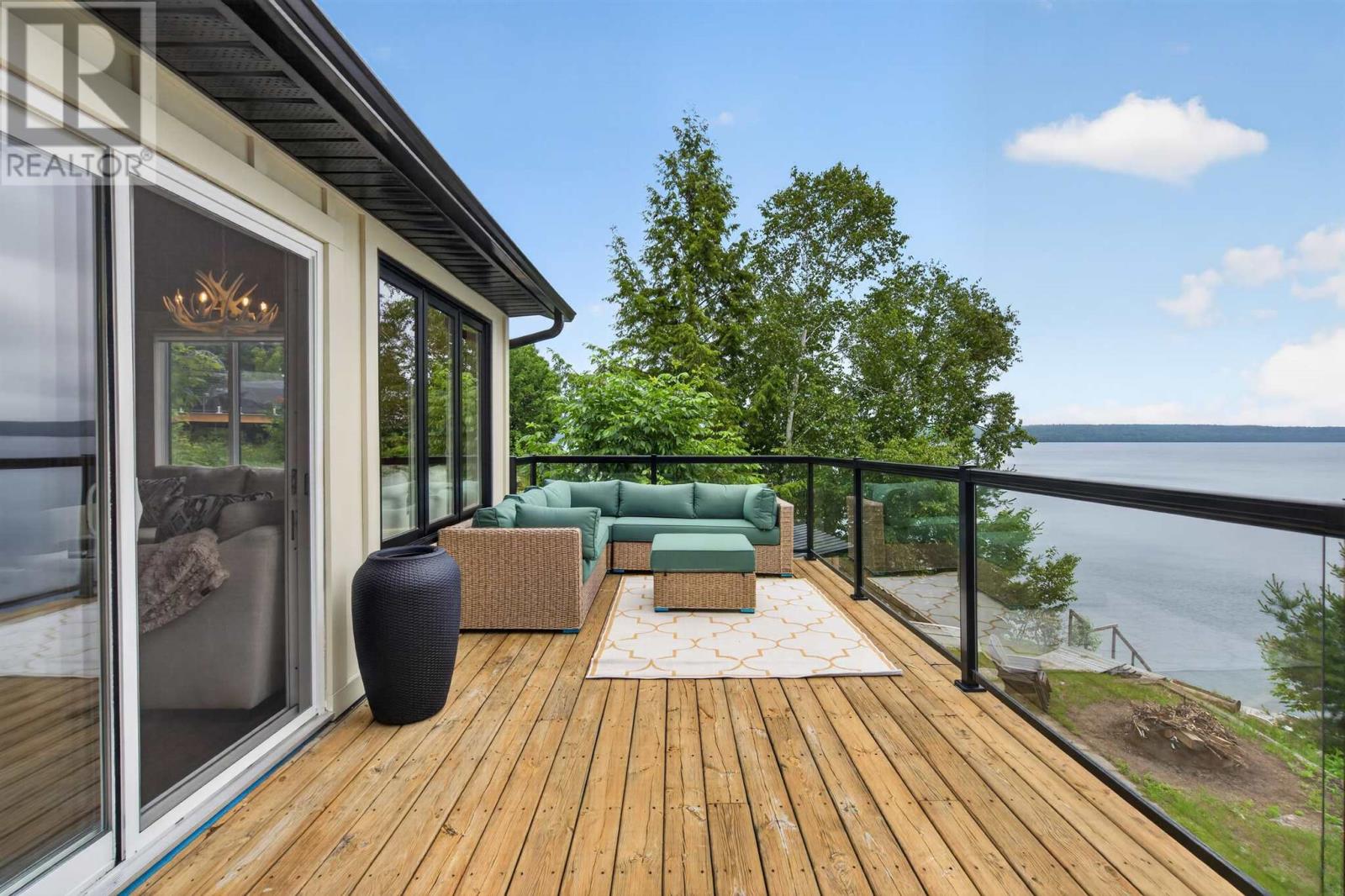133 Cressey RD - 10