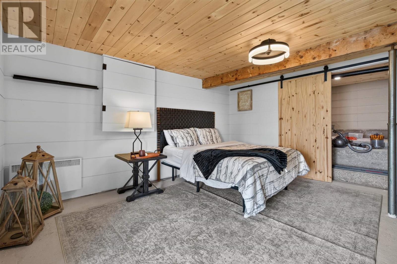 133 Cressey RD - 13