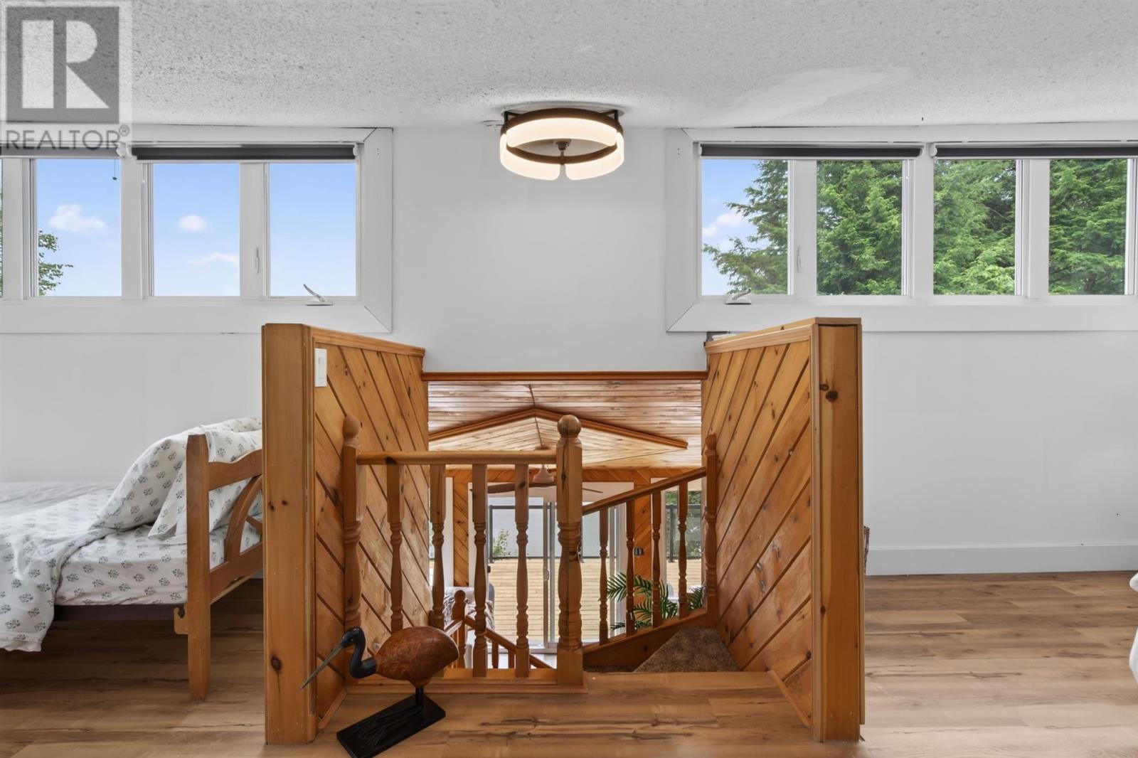 133 Cressey RD - 31