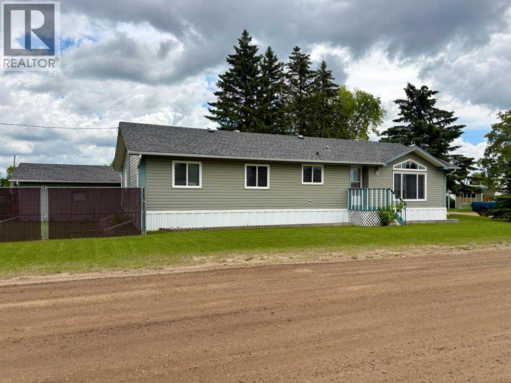 5014 45 Avenue - 27