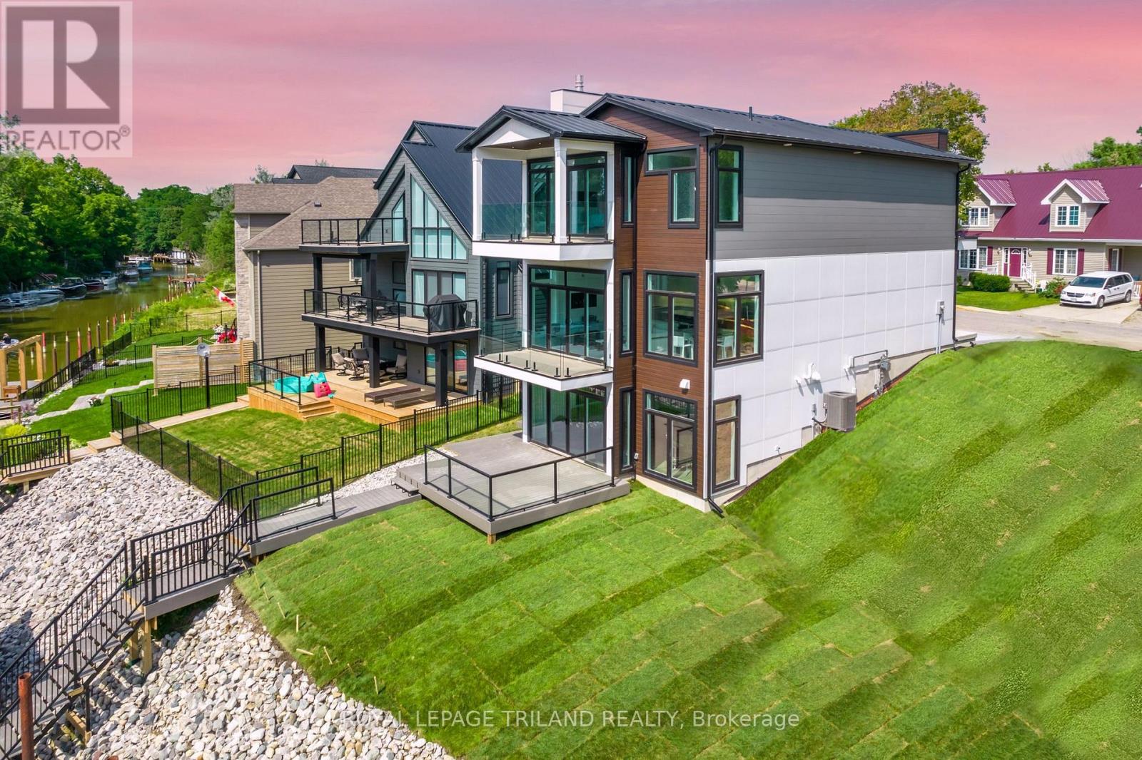 29 SAUBLE RIVER ROAD - 9