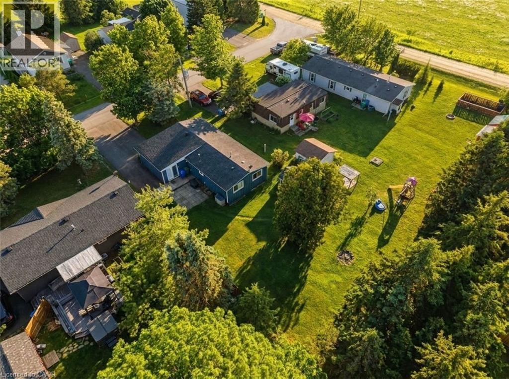 105 MEADOWS Drive - 30