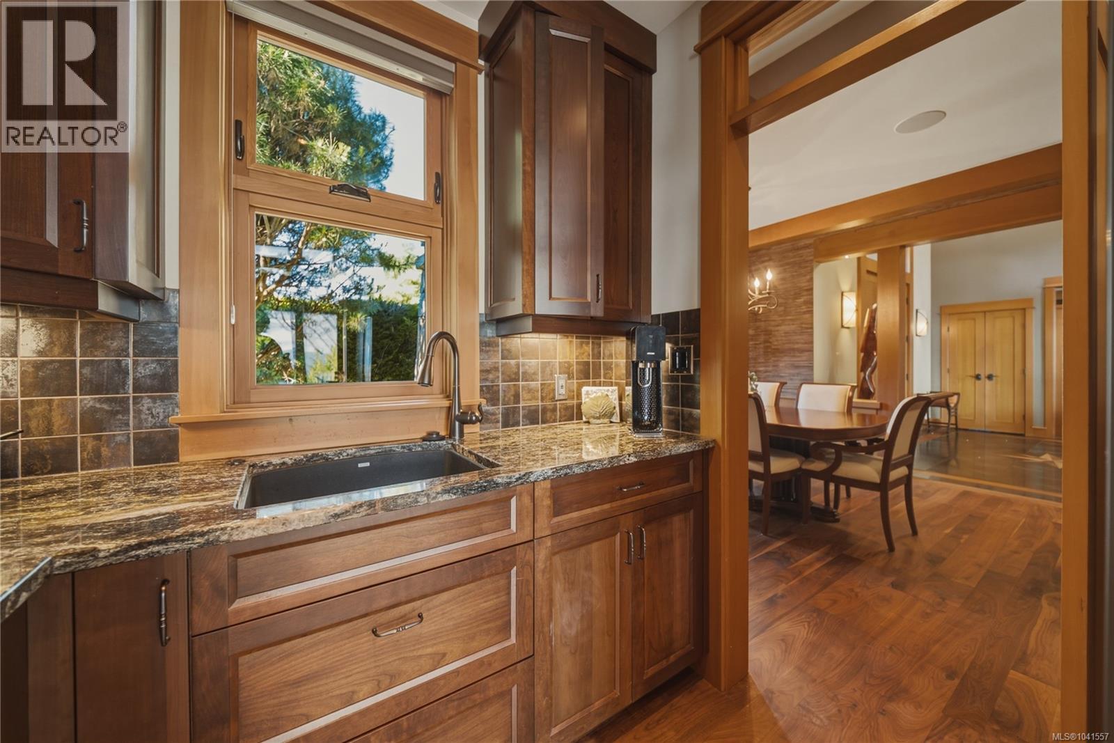 5025 Hinrich View - 50