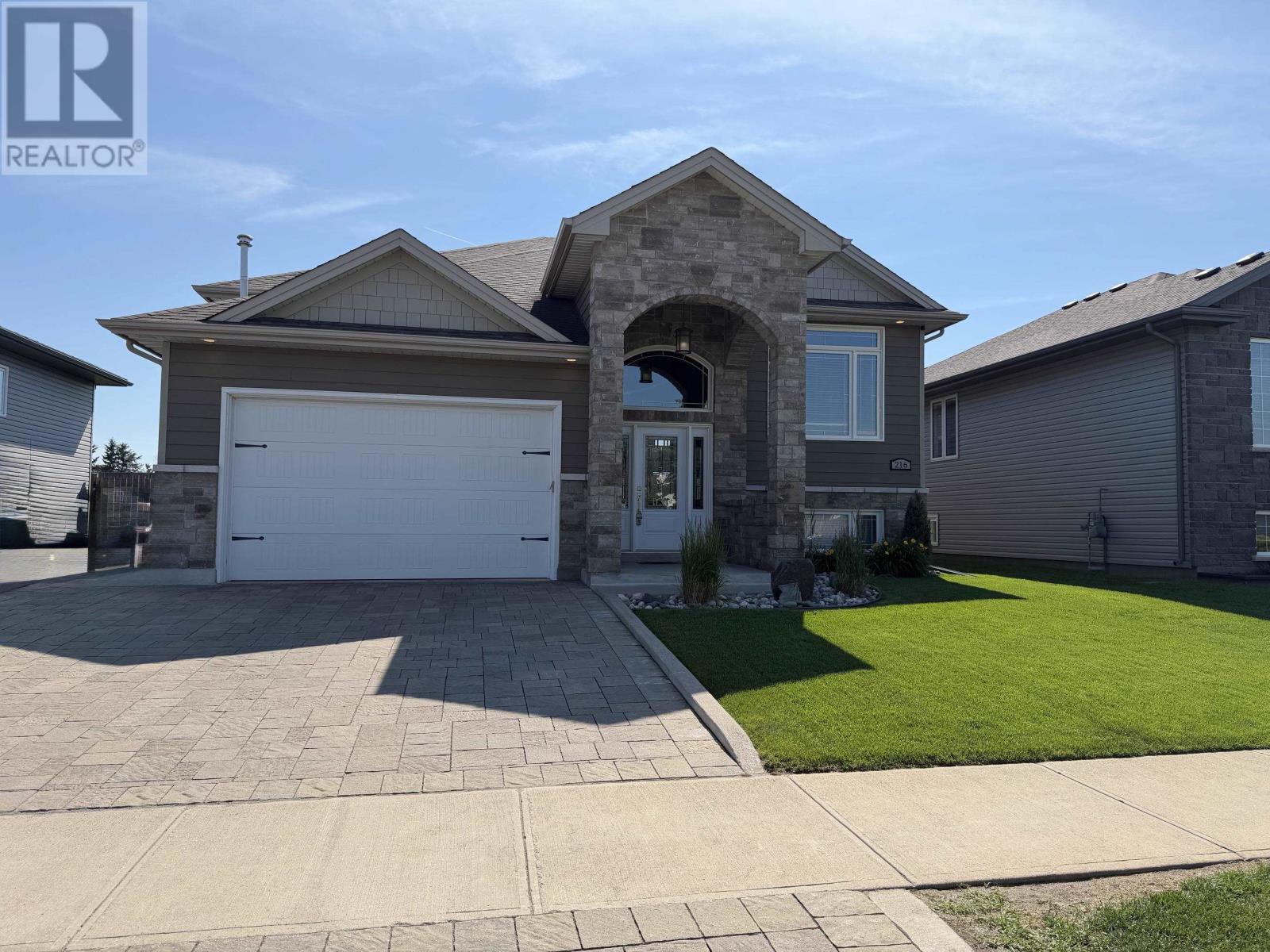 216 Cougar CRES - 1