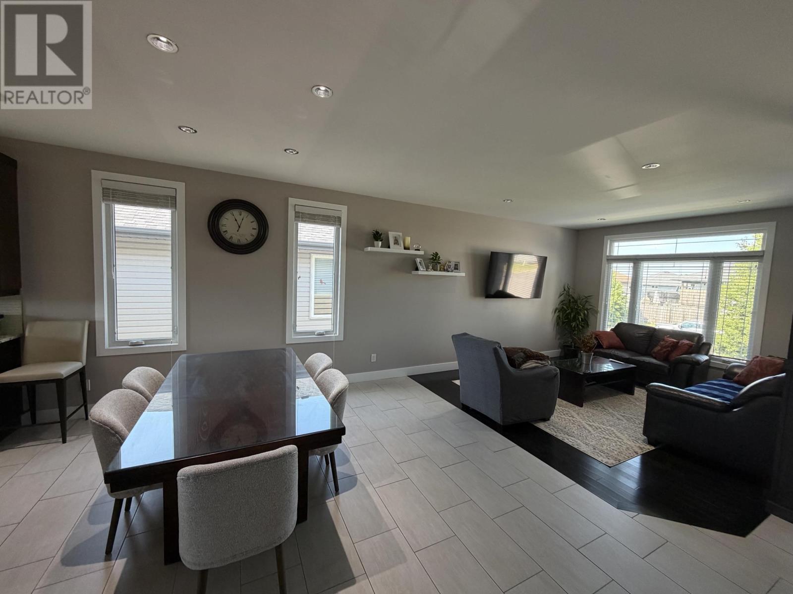 216 Cougar CRES - 9