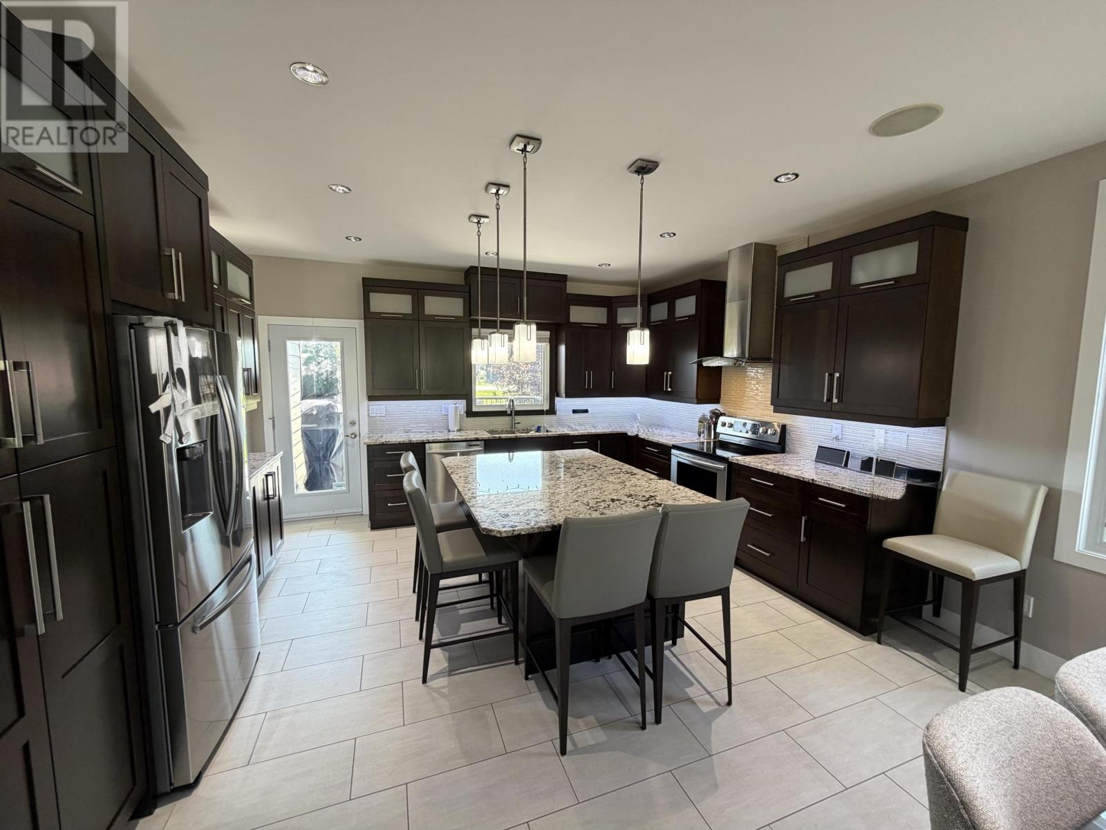216 Cougar CRES - 6
