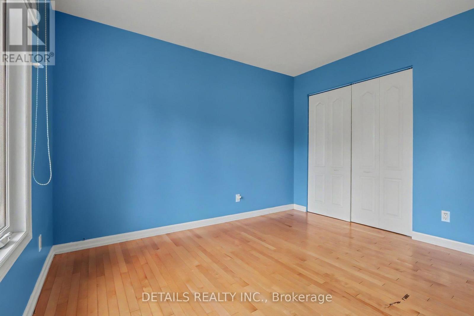 559 MAIN STREET - 19