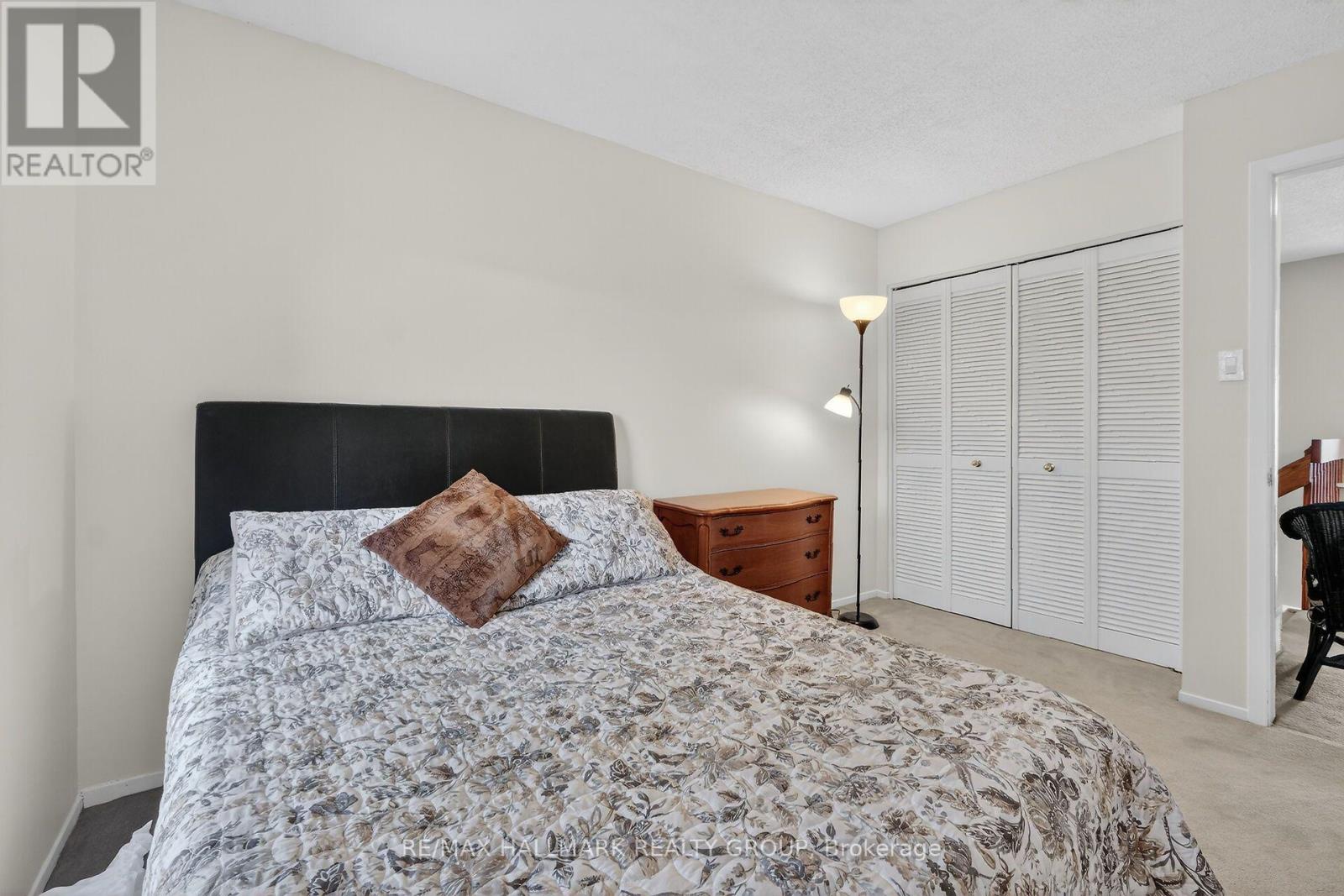 #D 3 BIRCHDALE AVENUE - 22
