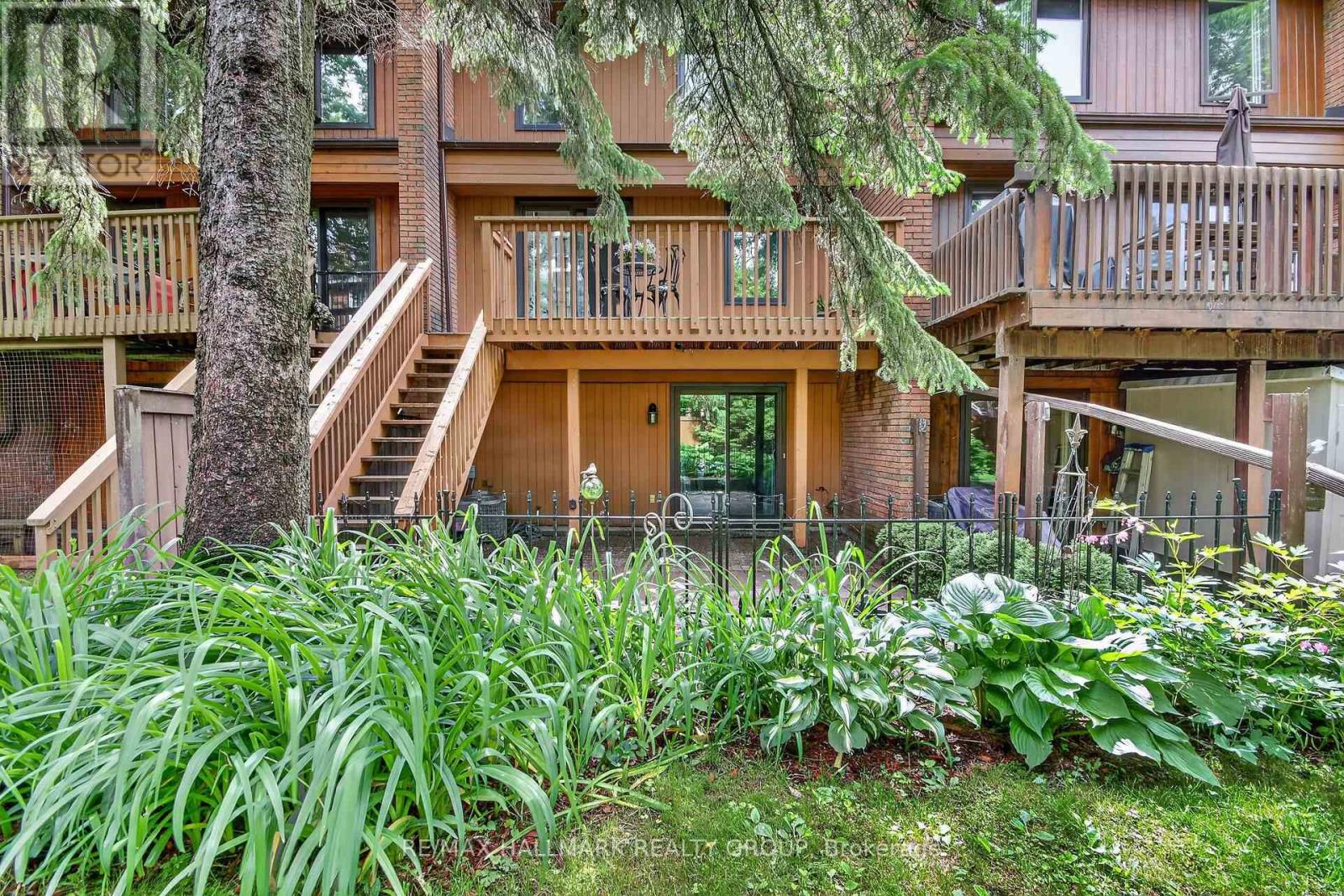 #D 3 BIRCHDALE AVENUE - 35