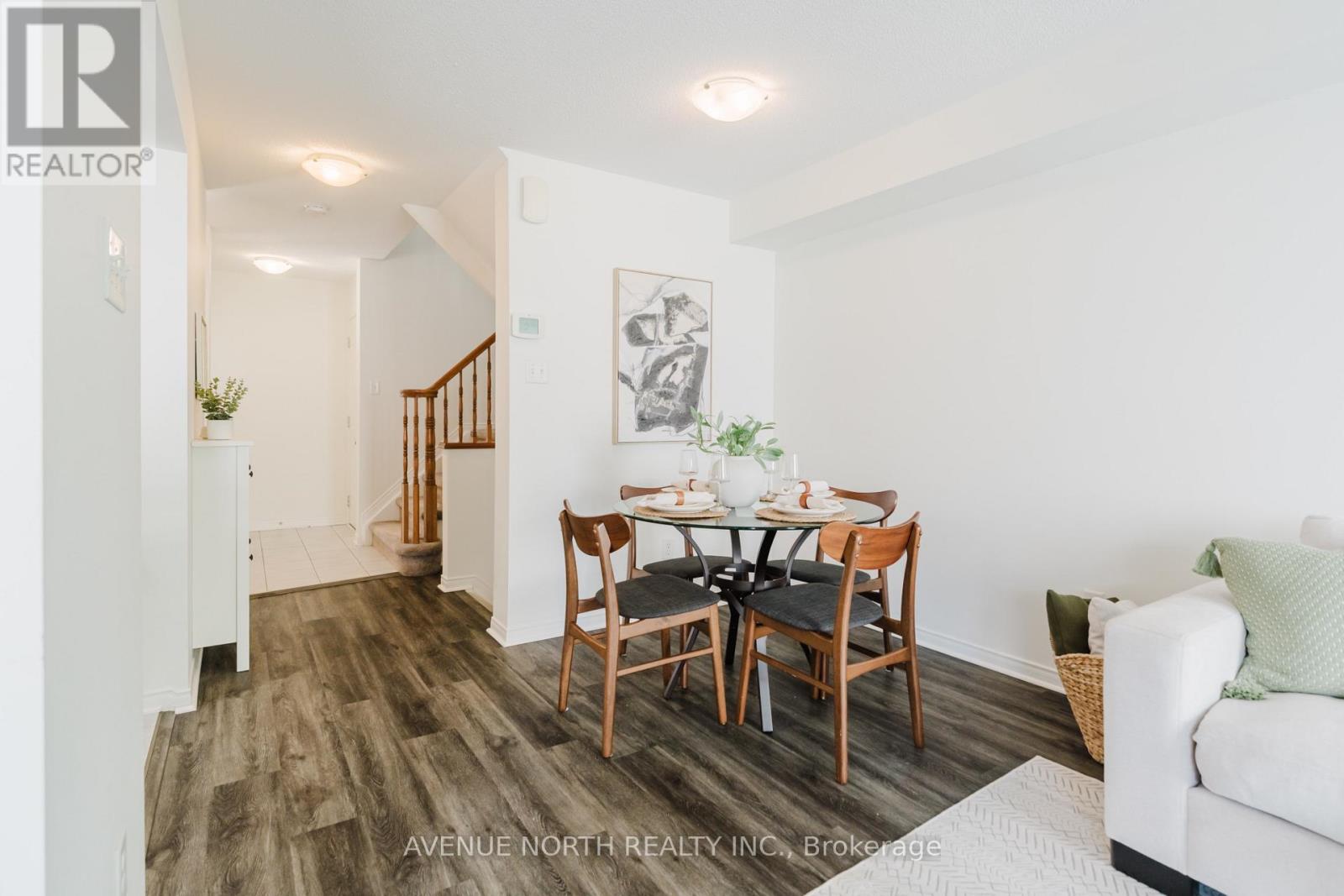 2 Bed, 3 Bath House for Sale in Ottawa – 403 HEATHROW PRIVATE, Ottawa – MLS# X13539544 - Image 11