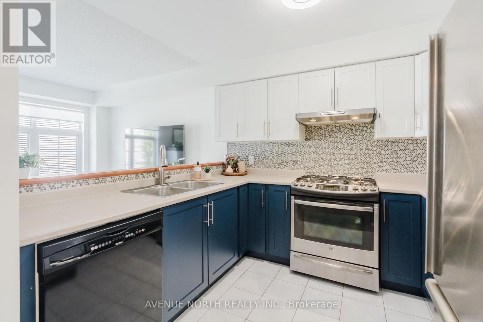 2 Bed, 3 Bath House for Sale in Ottawa – 403 HEATHROW PRIVATE, Ottawa – MLS# X13539544 - Image 15