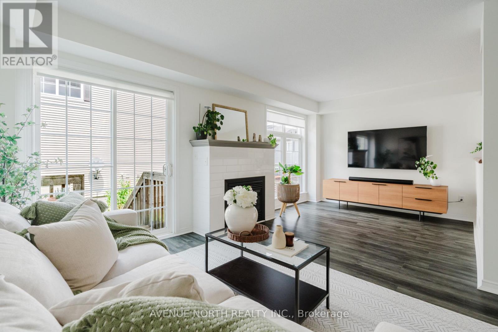 2 Bed, 3 Bath House for Sale in Ottawa – 403 HEATHROW PRIVATE, Ottawa – MLS# X13539544 - Image 20