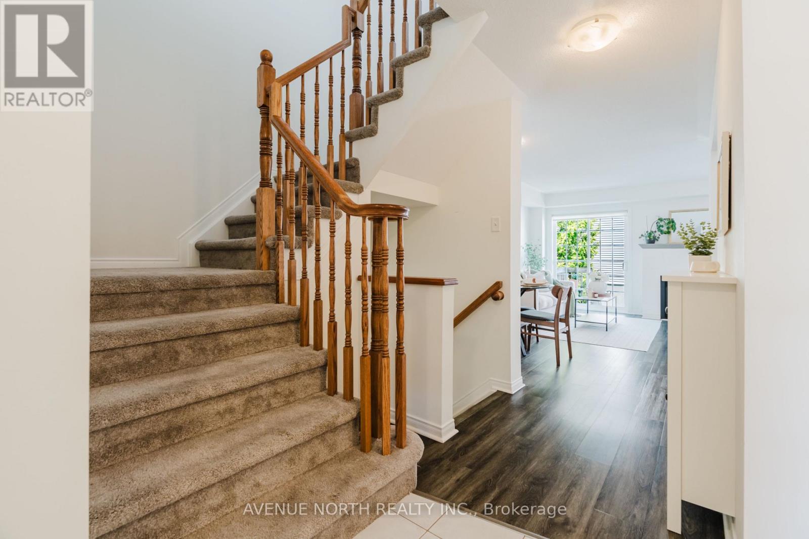 2 Bed, 3 Bath House for Sale in Ottawa – 403 HEATHROW PRIVATE, Ottawa – MLS# X13539544 - Image 24