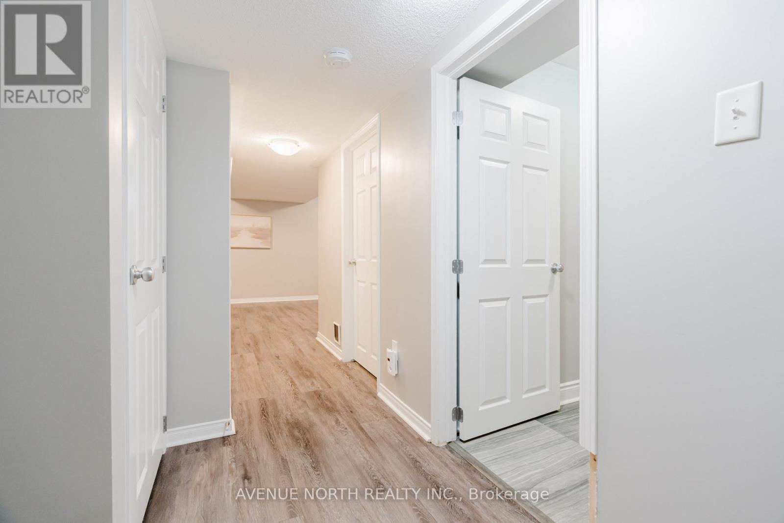2 Bed, 3 Bath House for Sale in Ottawa – 403 HEATHROW PRIVATE, Ottawa – MLS# X13539544 - Image 38