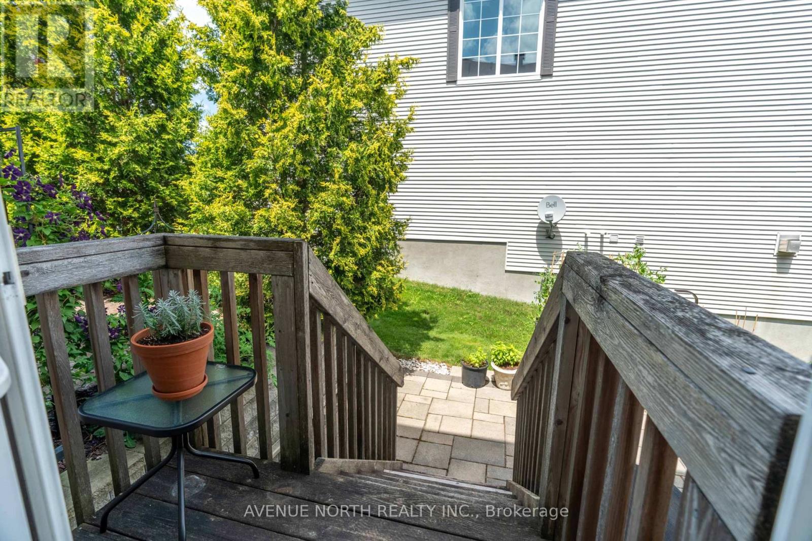 2 Bed, 3 Bath House for Sale in Ottawa – 403 HEATHROW PRIVATE, Ottawa – MLS# X13539544 - Image 44