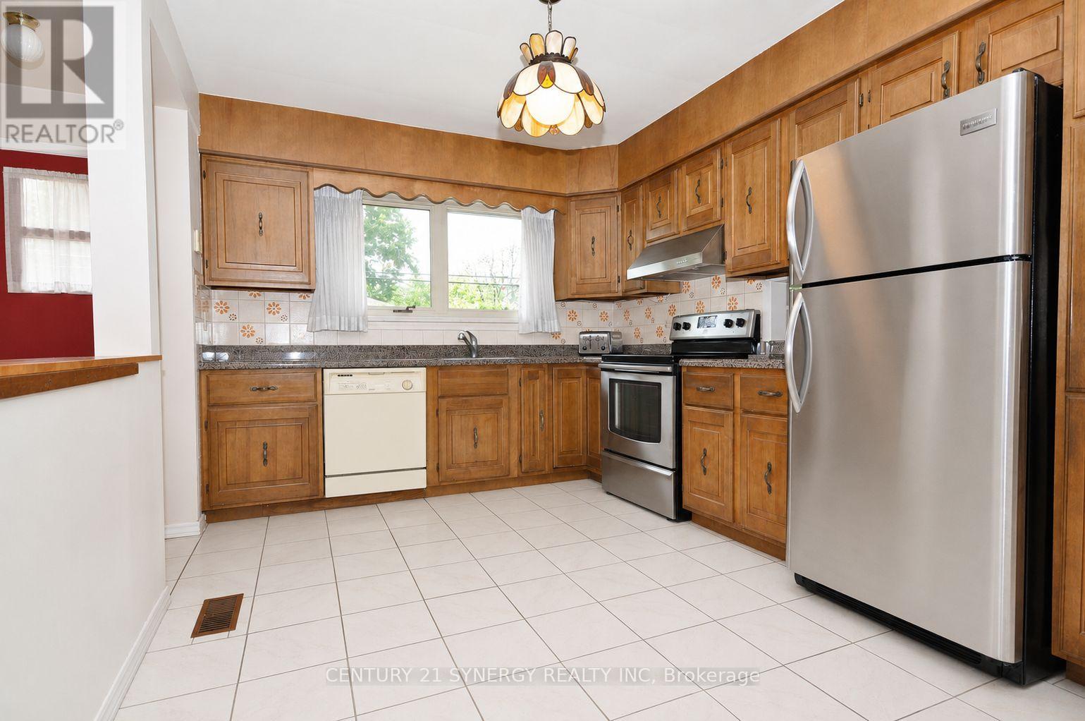 2148 IRIS STREET - 10