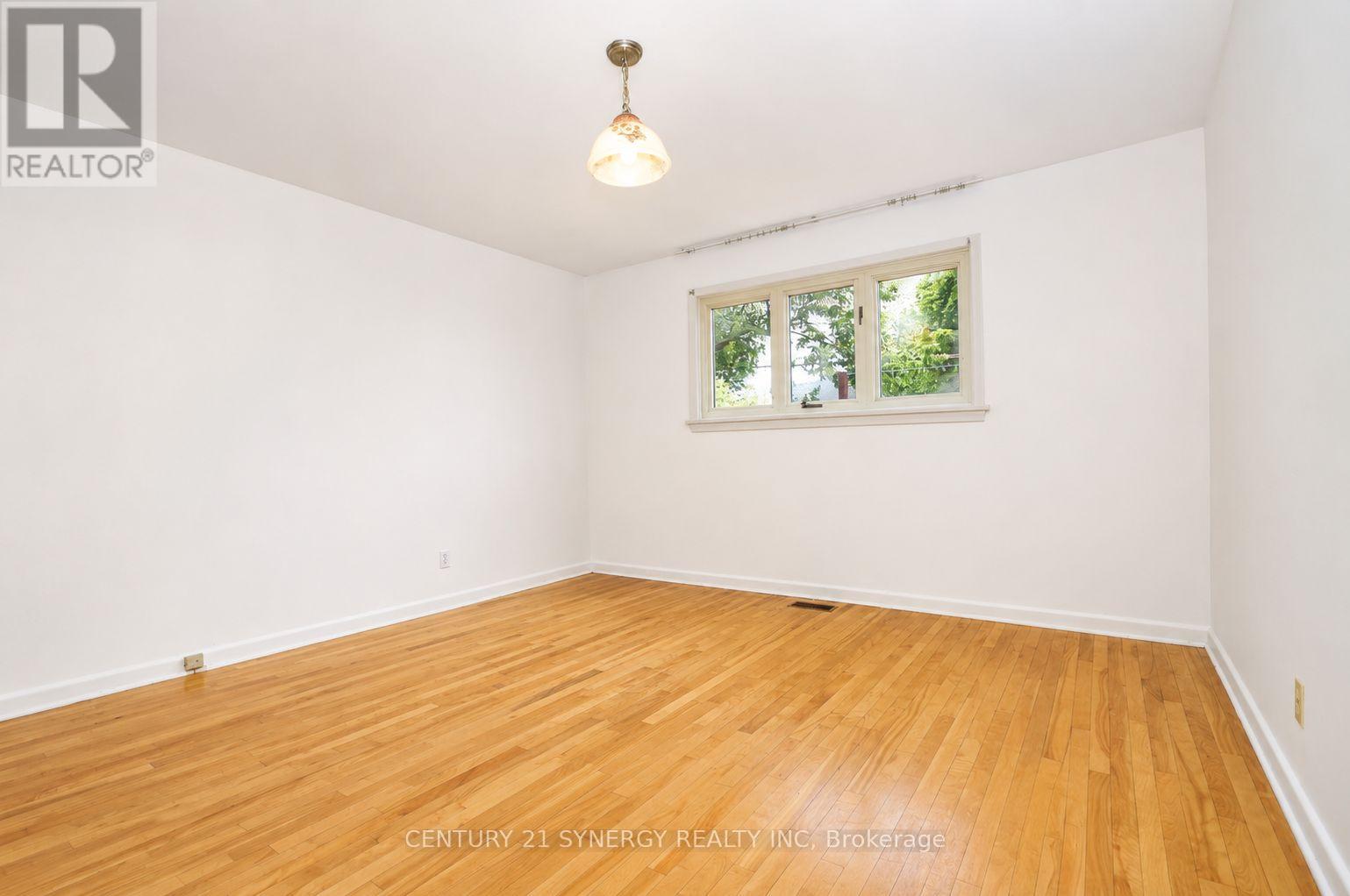 2148 IRIS STREET - 13