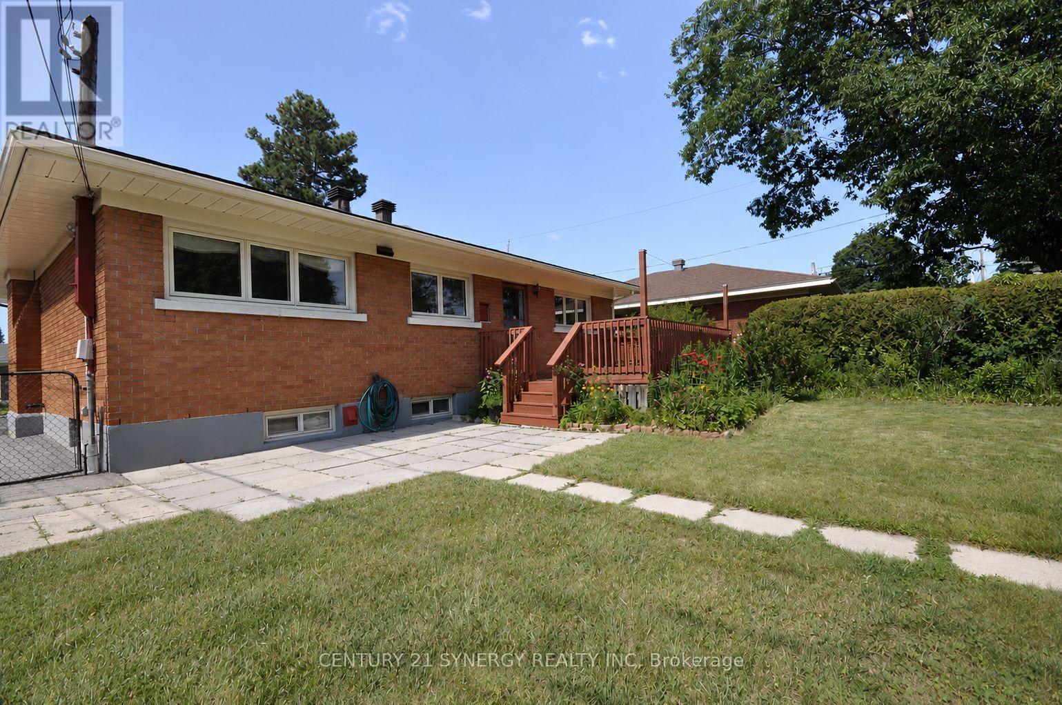 2148 IRIS STREET - 29