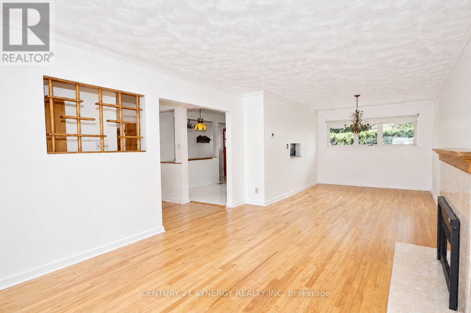 2148 IRIS STREET - 3