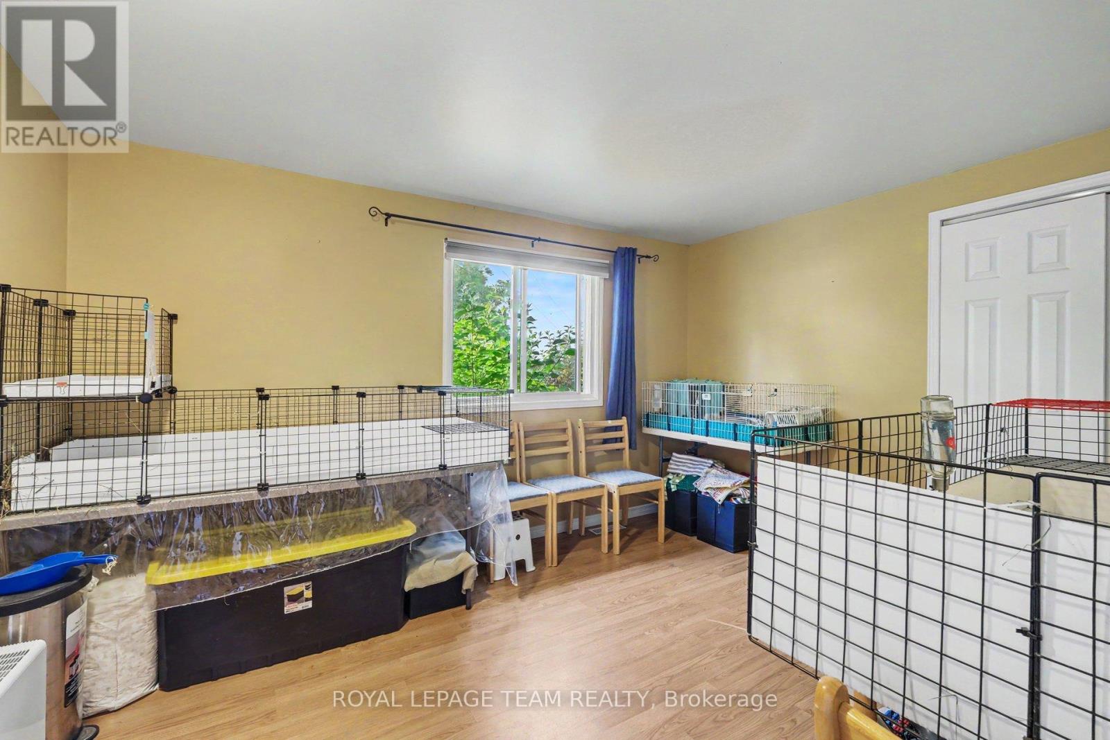 17 CASSELL LANE - 20