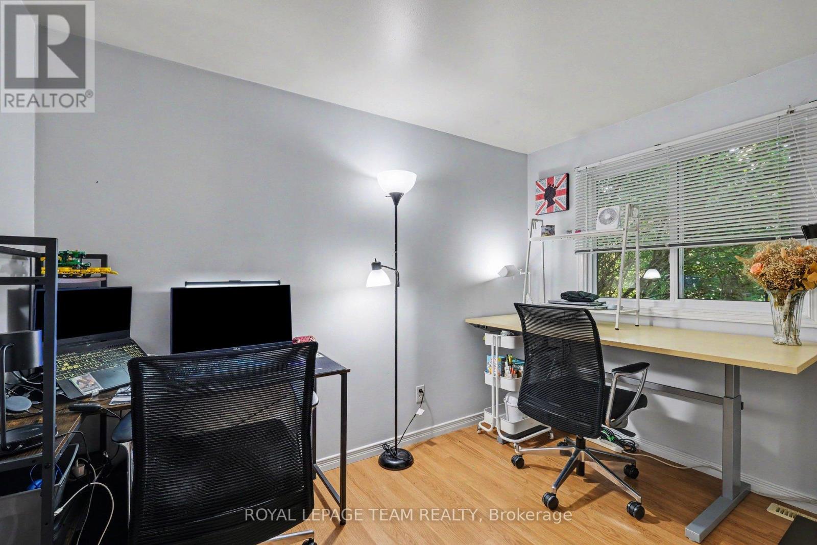 17 CASSELL LANE - 23