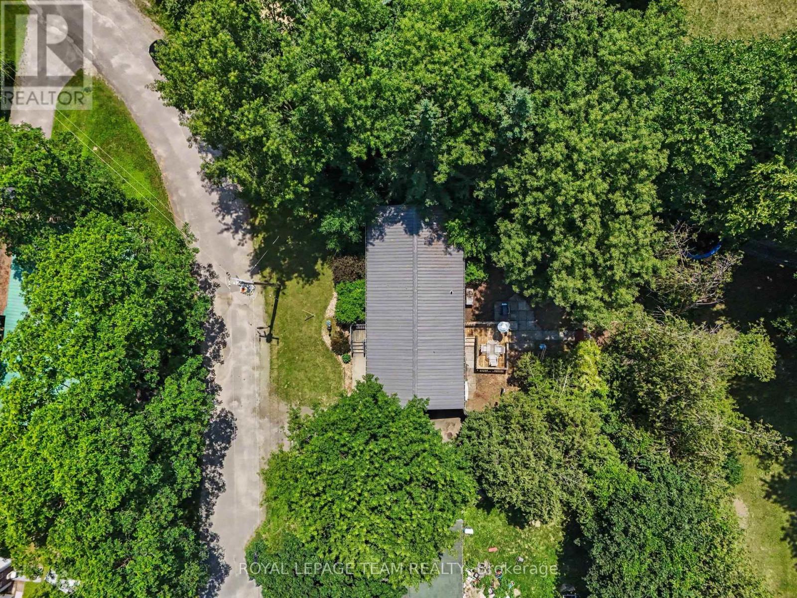 17 CASSELL LANE - 31