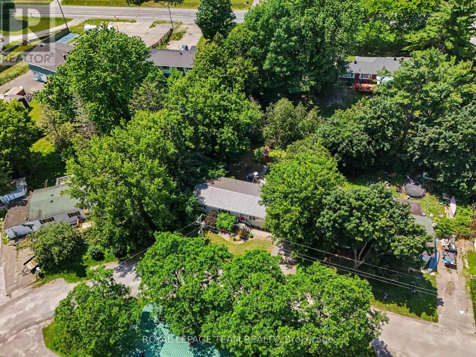 17 CASSELL LANE - 35