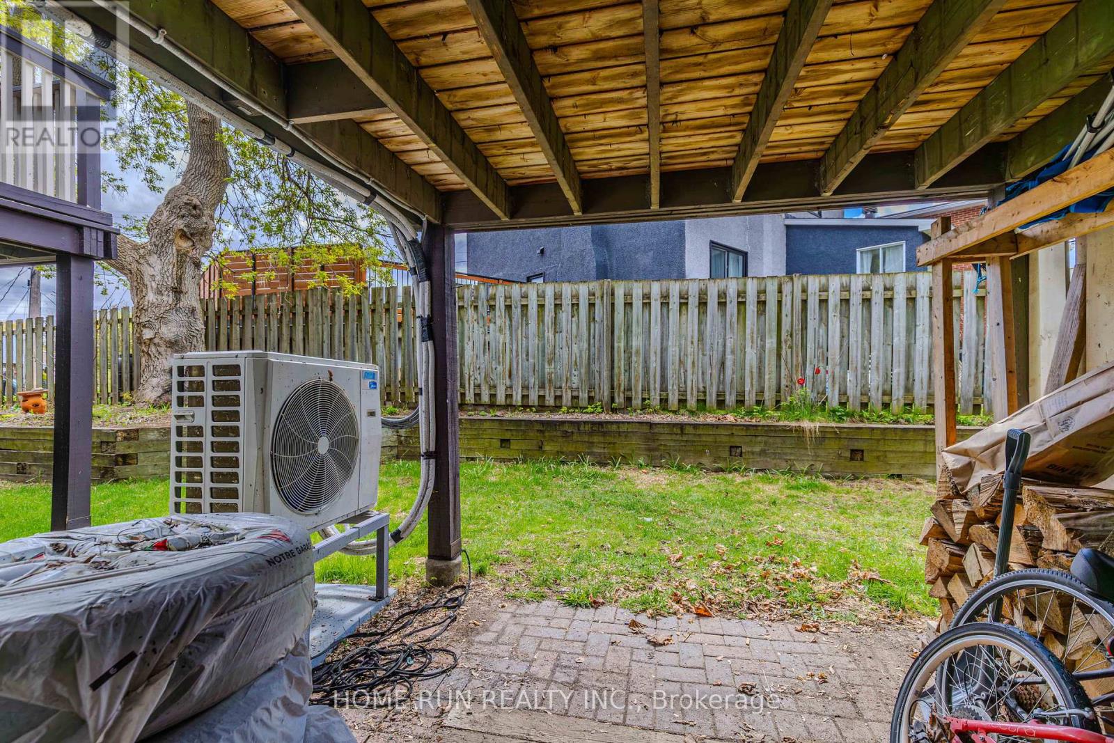 #24 2828 RICHMOND ROAD - 10