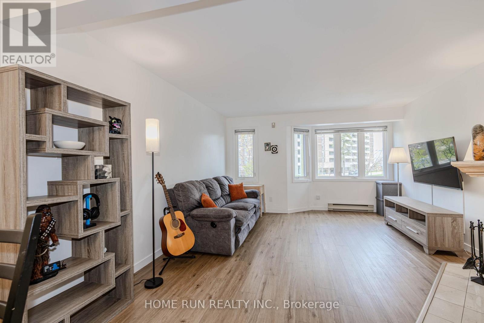 #24 2828 RICHMOND ROAD - 16