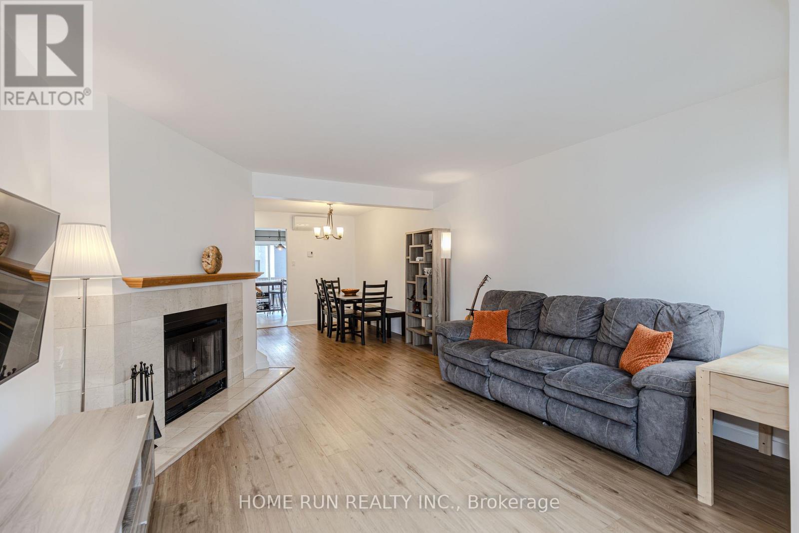 #24 2828 RICHMOND ROAD - 20