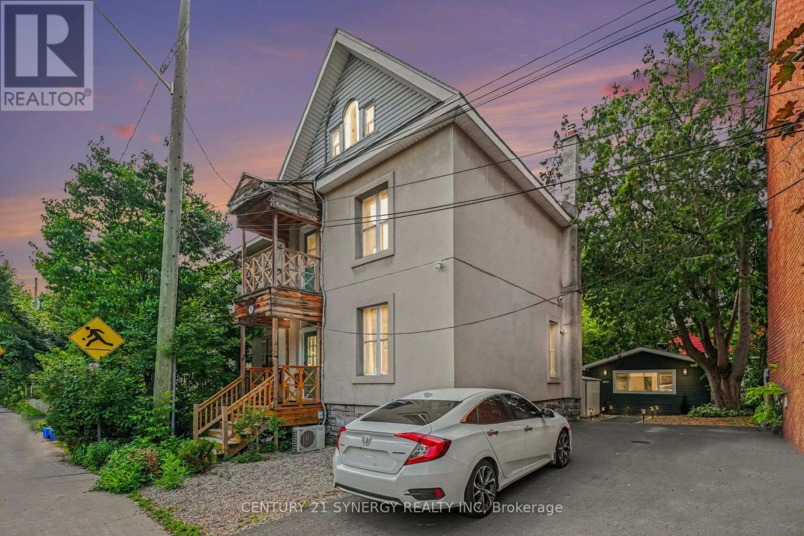 95 TEMPLETON STREET - 32