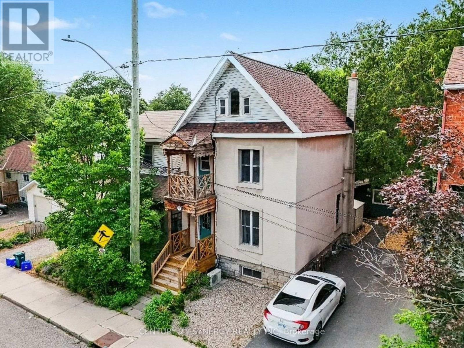 95 TEMPLETON STREET - 36