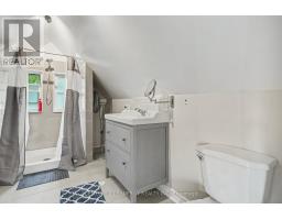 Kitchen - 95 Templeton Street, Ottawa, ON K1N6X4 Photo 11