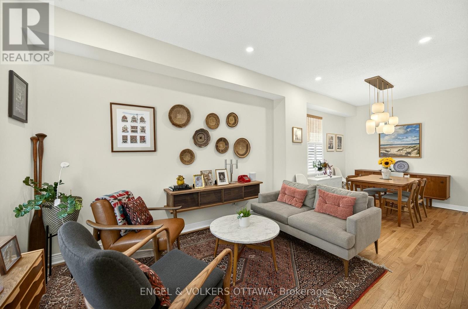 68 UPPER LORNE PLACE, Ottawa. Luxury613. By Peter Sagos - Image 10