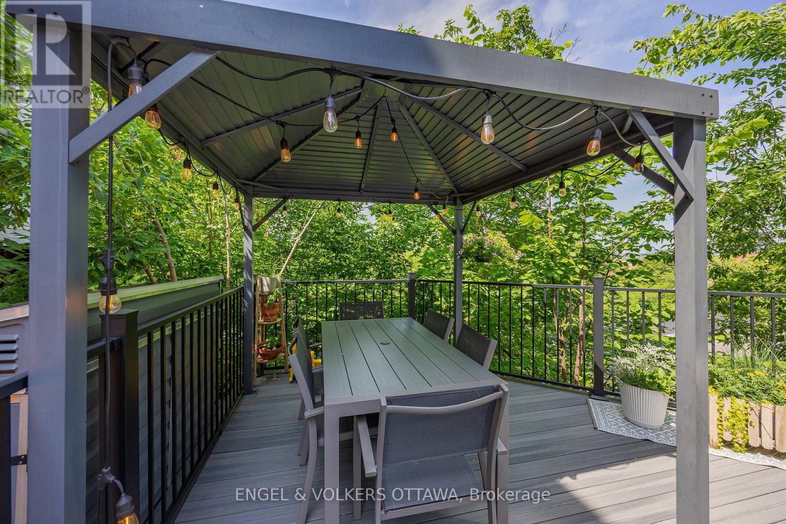 68 UPPER LORNE PLACE, Ottawa. Luxury613. By Peter Sagos - Image 42